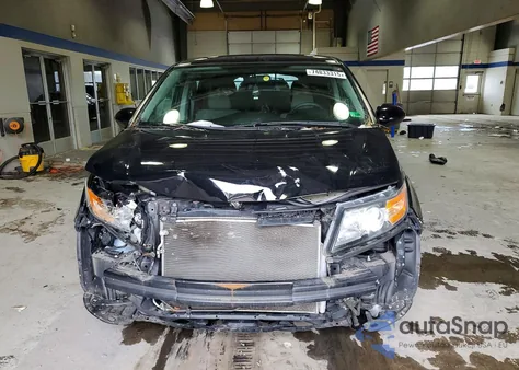 2016 Honda Odyssey Se z USA, uszkodzony, nr VIN 5FNRL5H39GB100250